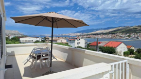 4 Adriatic Apartment Pag